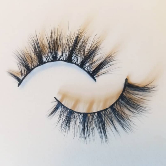 Mink 'Privacy' Lash Bundle - Picture 2 of 15